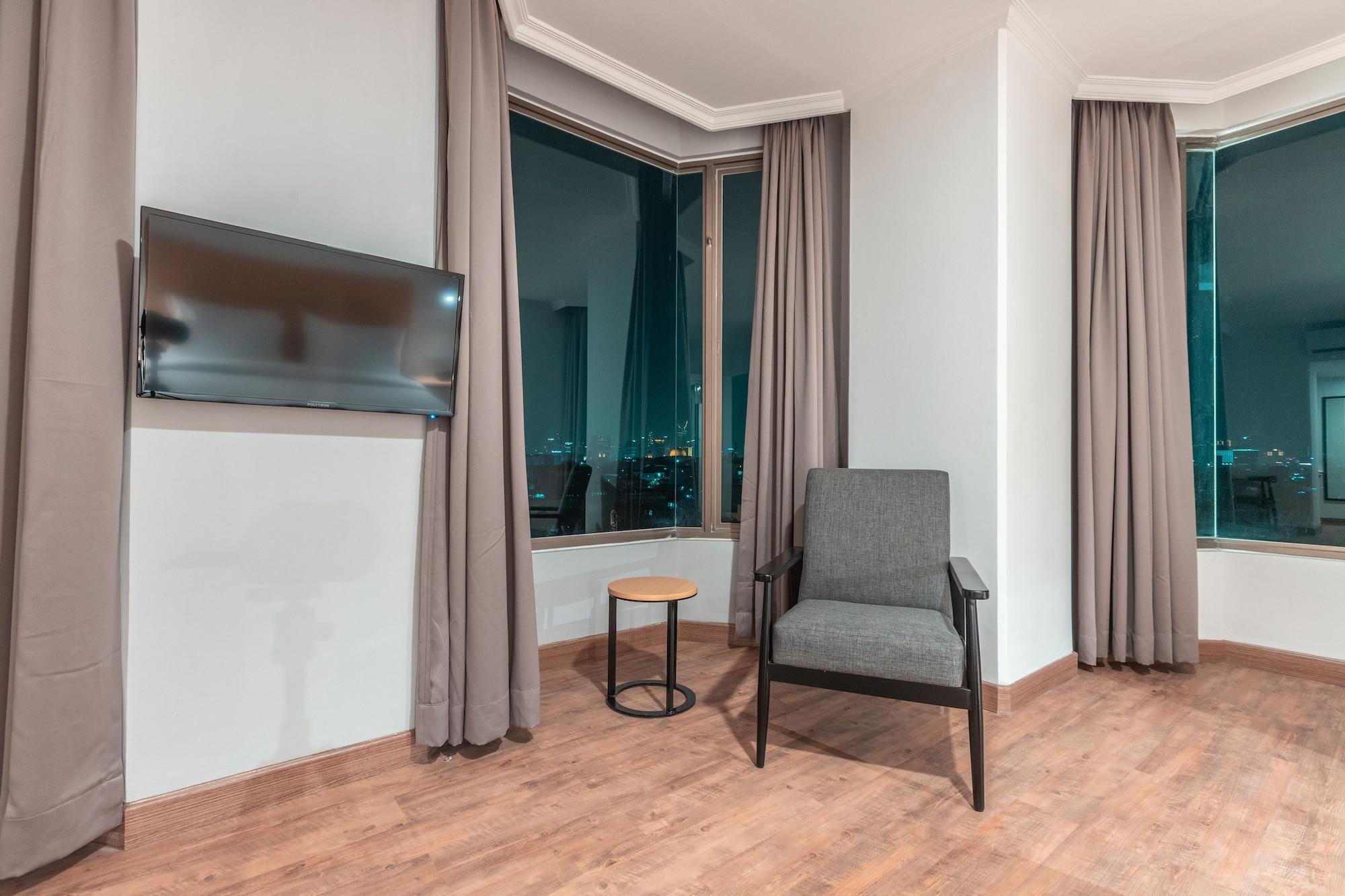 Super Oyo Townhouse 2 Hotel Gunung Sahari Jakarta Buitenkant foto
