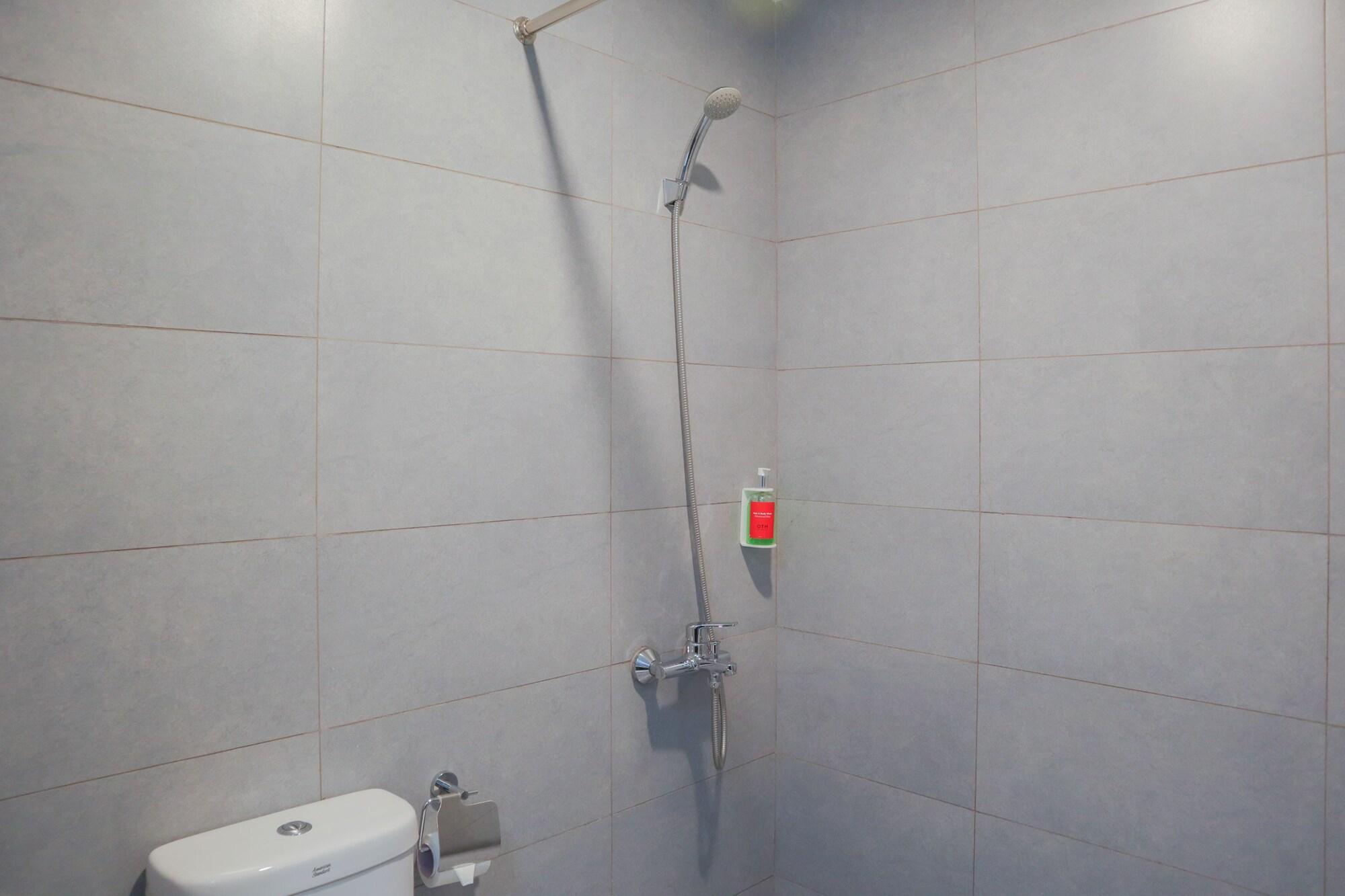 Super Oyo Townhouse 2 Hotel Gunung Sahari Jakarta Buitenkant foto