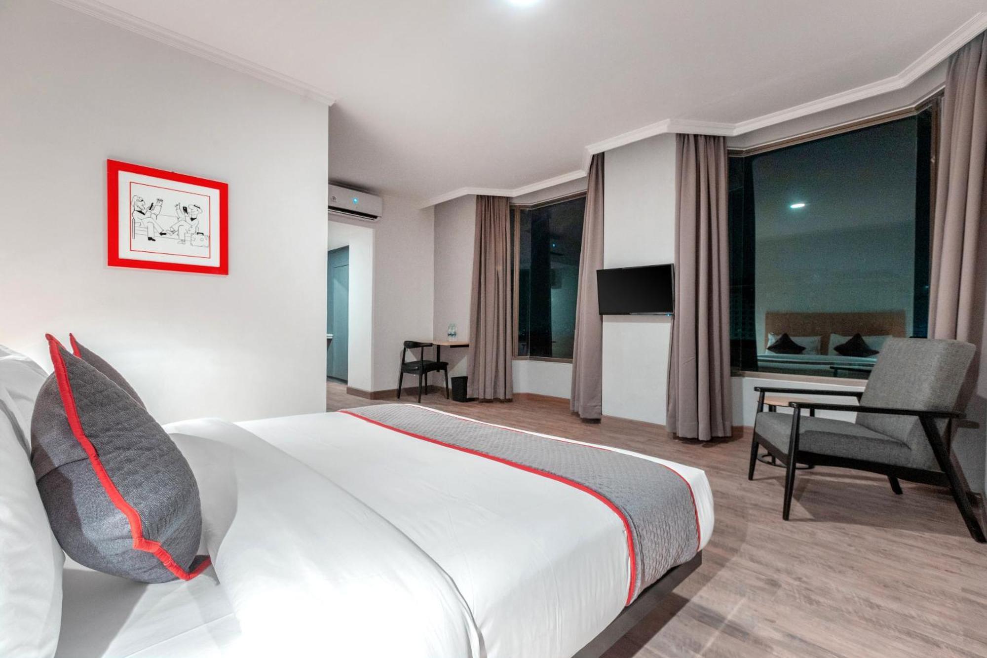 Super Oyo Townhouse 2 Hotel Gunung Sahari Jakarta Buitenkant foto